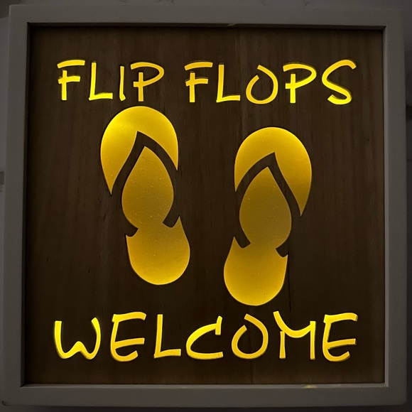 Flip flops welcome sign lights wall hanging - Picture 4 of 4